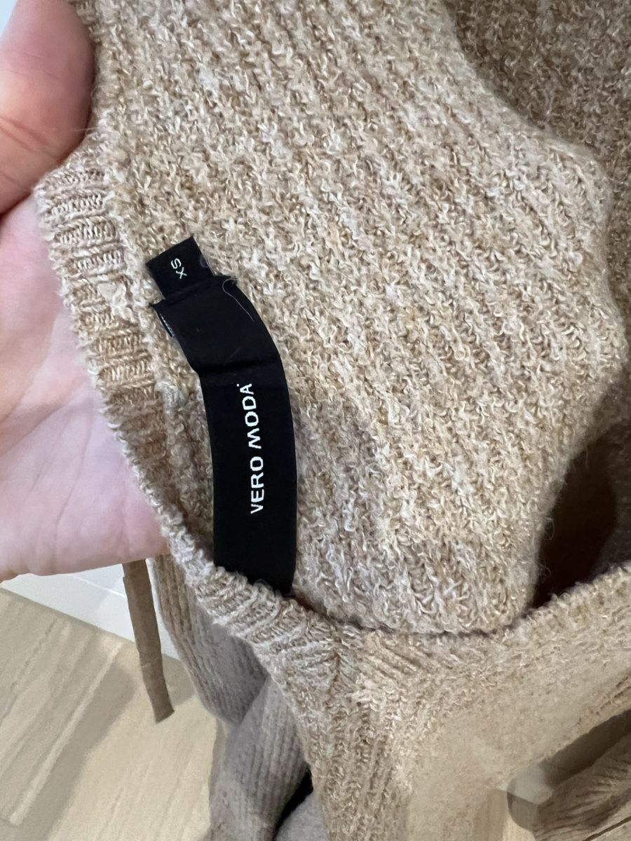 Vero Moda Kleider: Kleid – Neu (gemäss Beschreibung) aus Zürich von tyr_5j6q 4