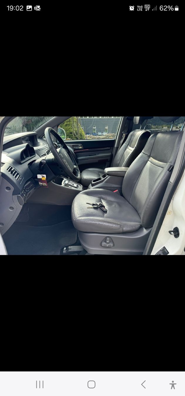 KGM-Ssangyong Automobili: Ssangyong Rodius – Difettoso da Untervaz venduto da Bighallo 6