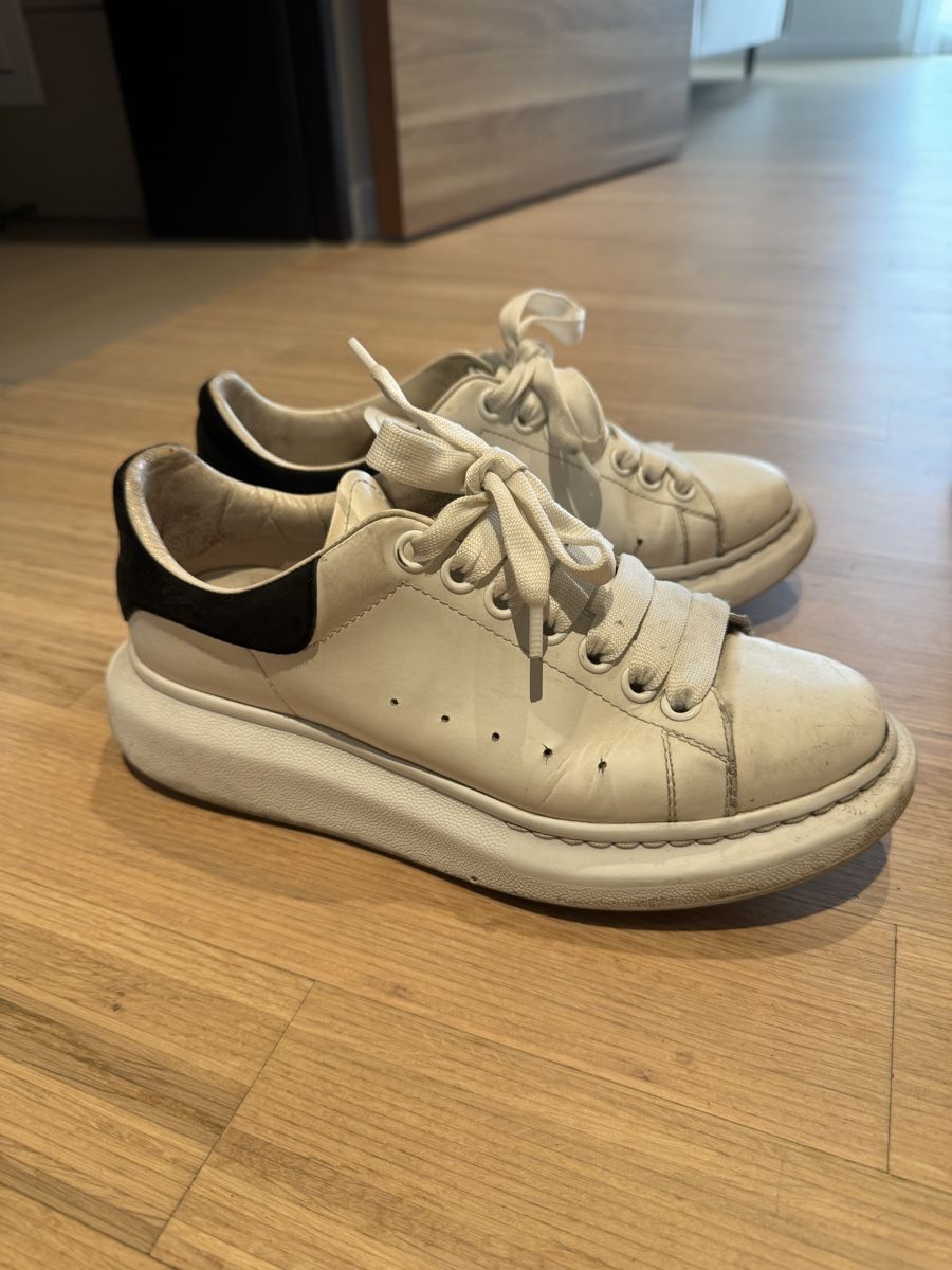 Alexander Mcqueen Scarpe da donna: Alexander McQueen Oversized Sneakers Gr. 39 – Usato da Zürich venduto da llor.dell 4