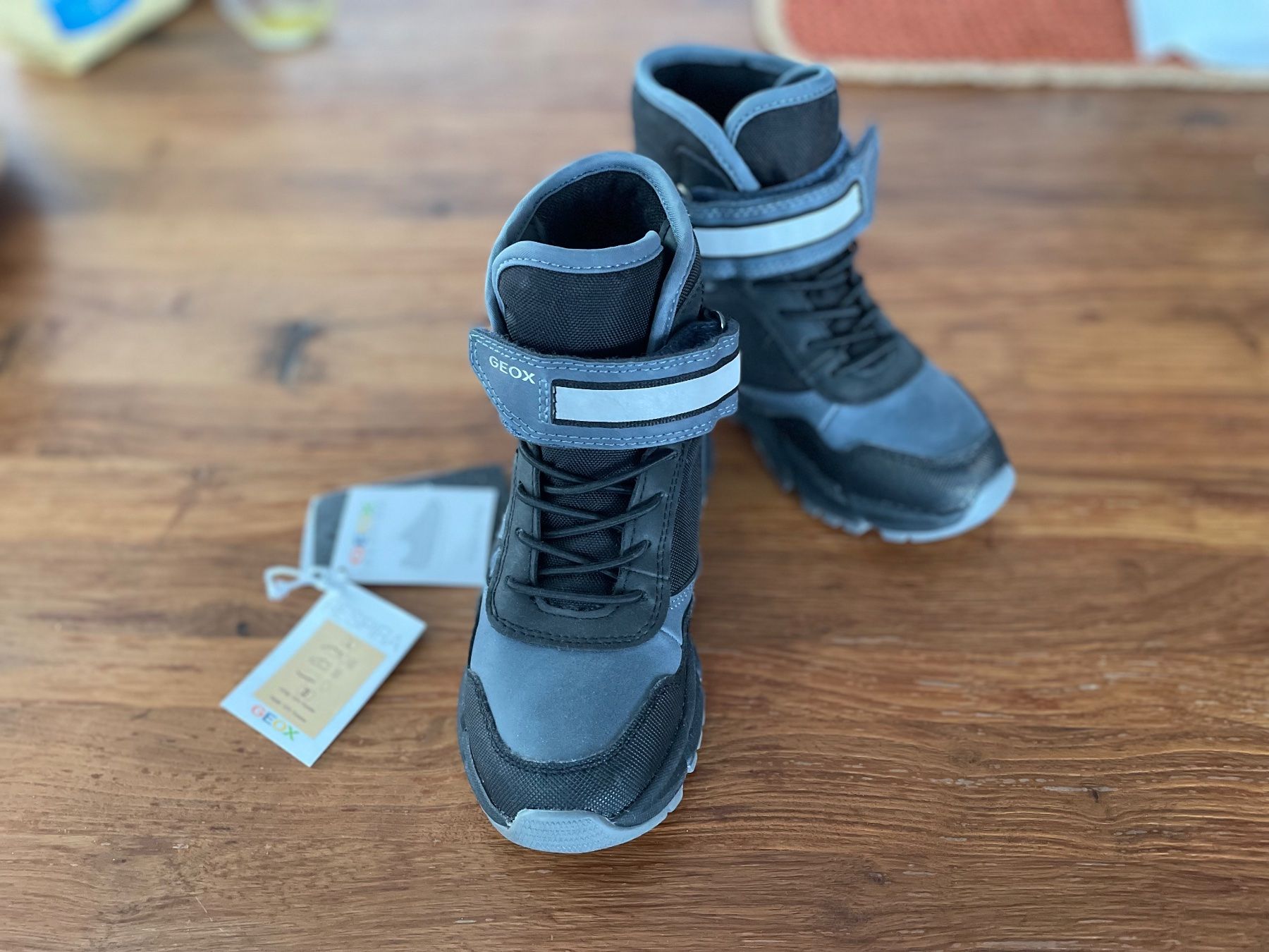 Geox Schuhe für Jungen: Geox schneeschuhe 27 – Gebraucht aus Schlieren von gor_jgx7