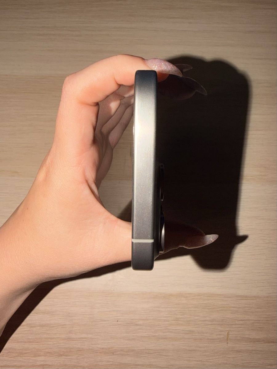 Apple Telefoni cellulari / Smartphones: iPhone 15 Pro Max 256GB - Natural Titanium – Nuovo (secondo la descrizione) da Windisch venduto da lfer32 5