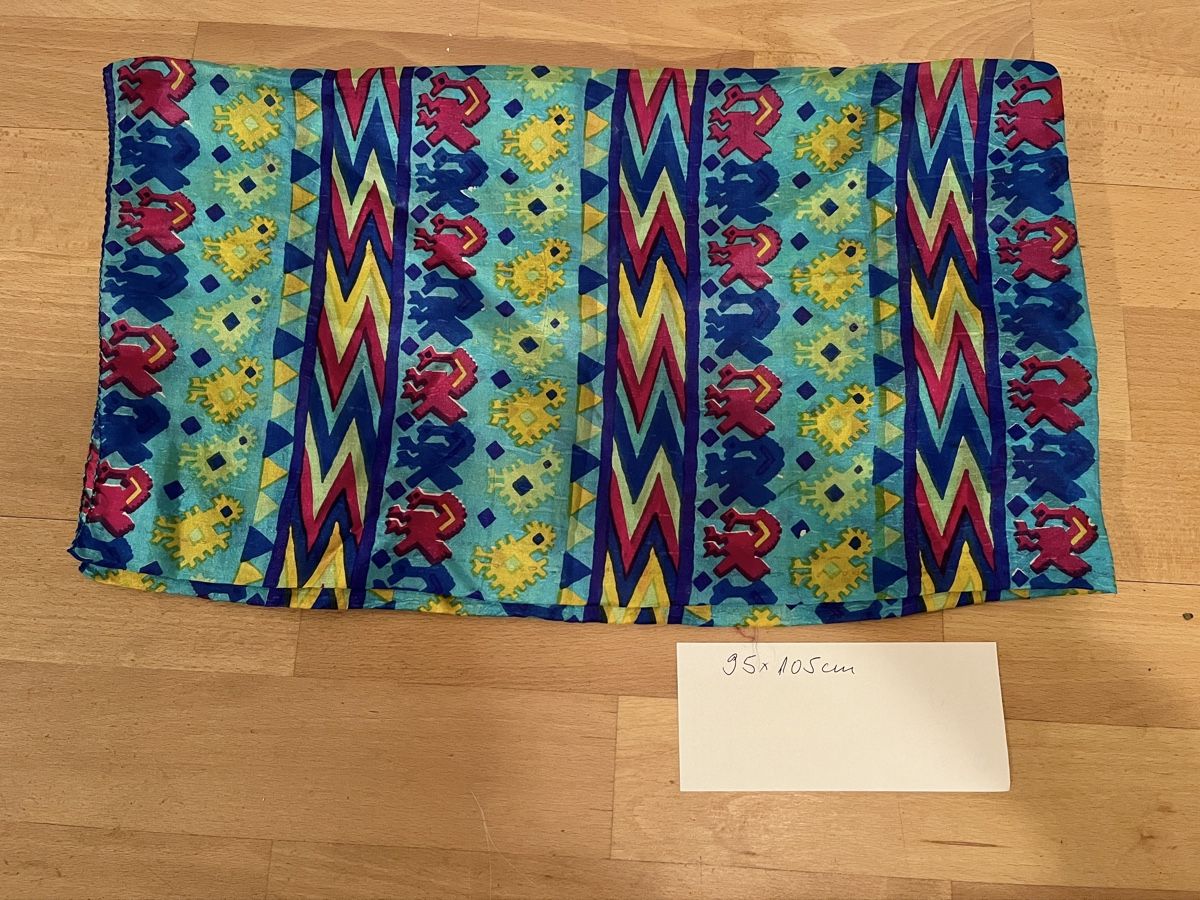 Foulards, Tücher & Schals: Seidenfoulard – Neu (gemäss Beschreibung) aus Herrliberg von Sucher777 2