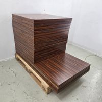 Spanplatte mit Kunstharz beschichtet