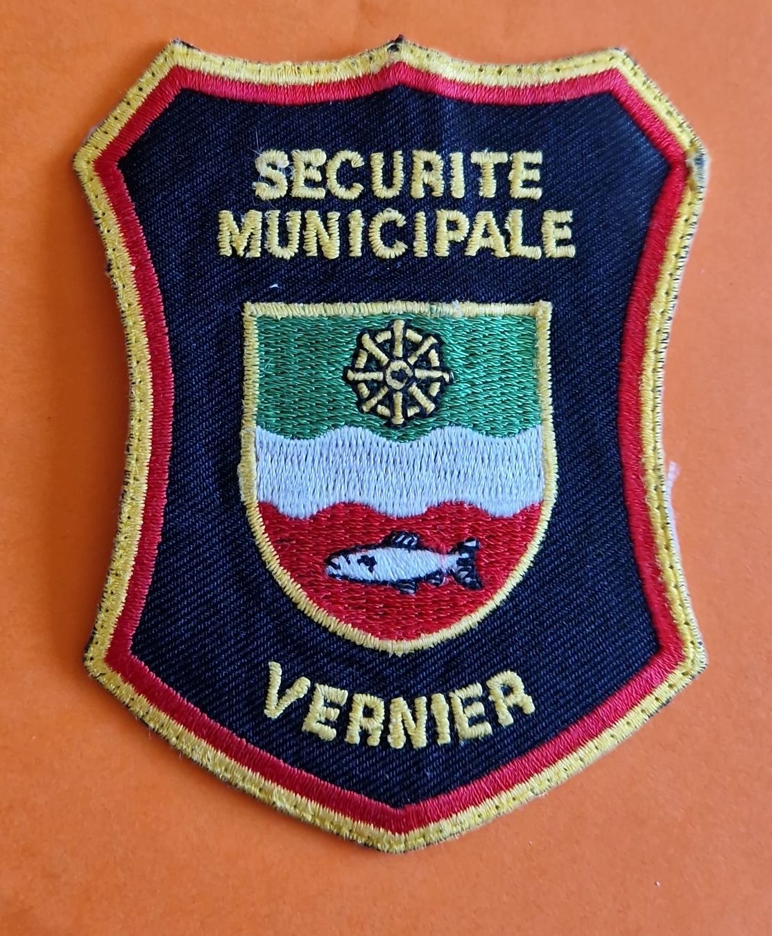 Plaketten & Abzeichen: Sécurité Municipale de Bernex et Vernier – Neu (gemäss Beschreibung) aus Conthey von babest70 1