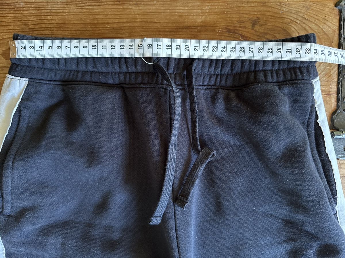 Champion Pantaloni: Champion Turnhose Gr. S – Usato da Mauren venduto da ducducturi 2