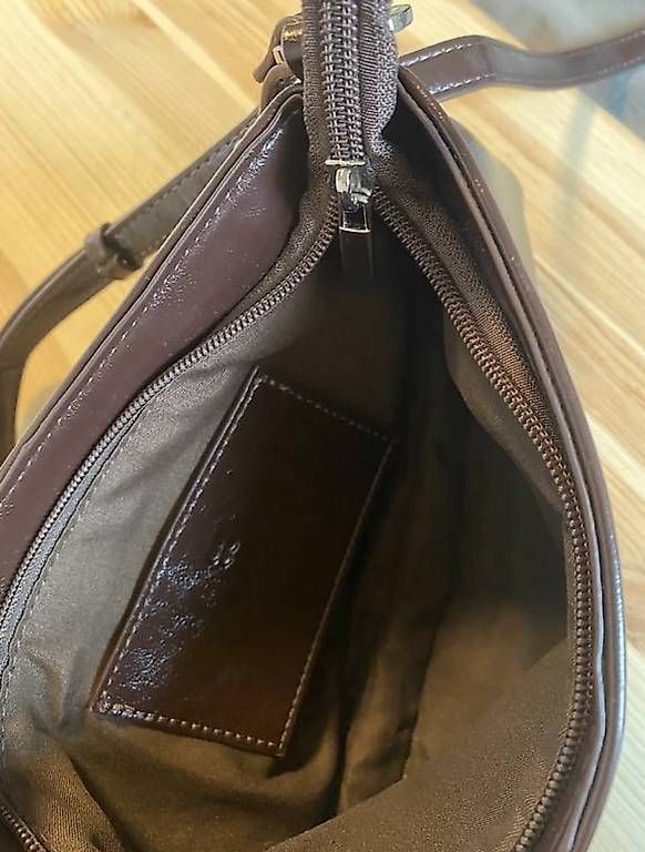 Borse da donna: Manor Tasche dunkelrot – Usato da Herisau venduto da Flips0463 1