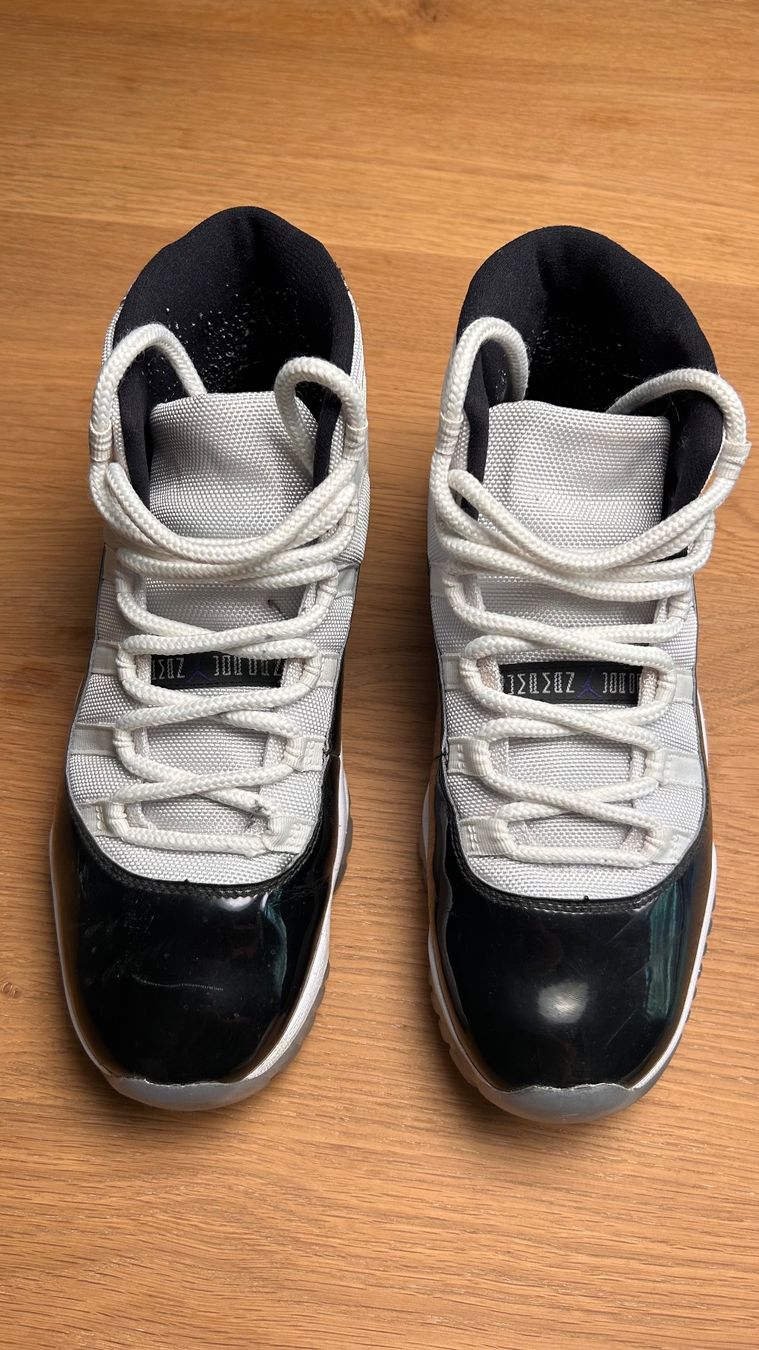 Jordan Scarpe da uomo: Jordan 11 Concord Retro – Usato da Zürich venduto da J.alejandro 1
