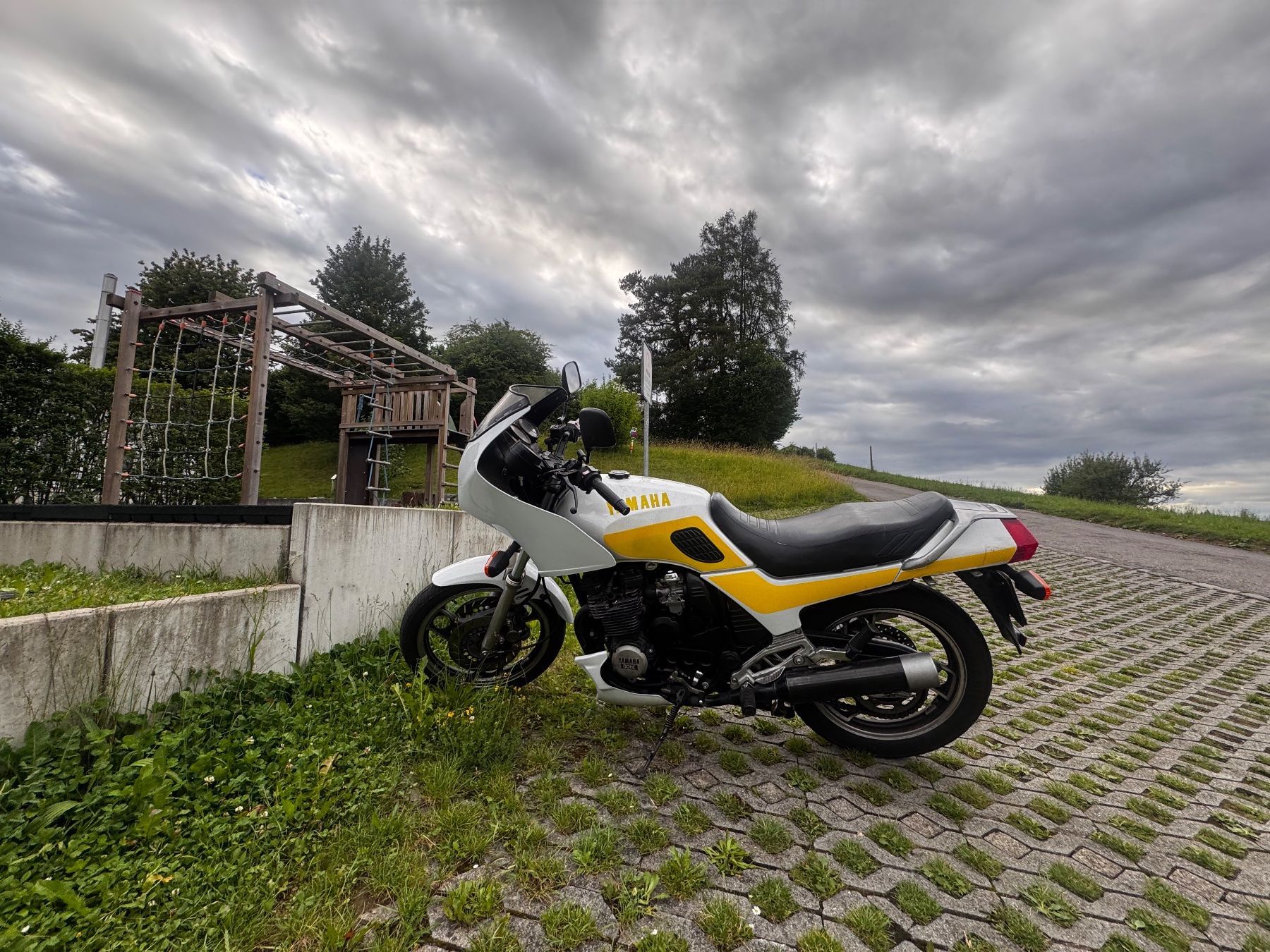 Yamaha Strada: Yamaha XJ600 – Usato da Horgen venduto da aen_fp92 3