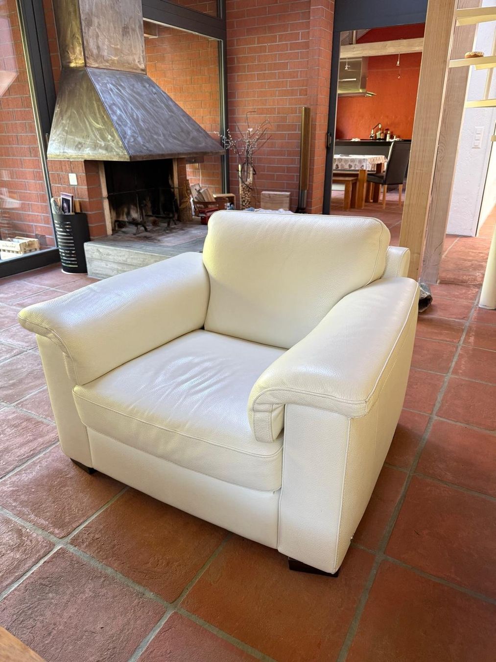 Natuzzi Poltrone: Sessel Leder weiss guter Zustand – Usato da Zürich venduto da MarcelsGame 2