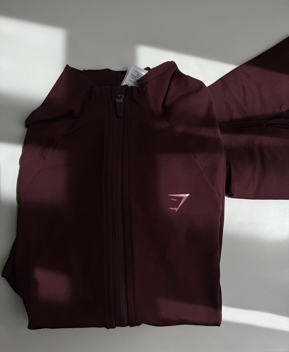 Gymshark Giacche: Gymshark Soft Sculp Jacke S dunkelrot – Usato da Winterthur venduto da vic_1256 1