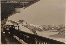JUNGFRAUJOCH - Blick Berghausterrasse auf Aletschgletscher