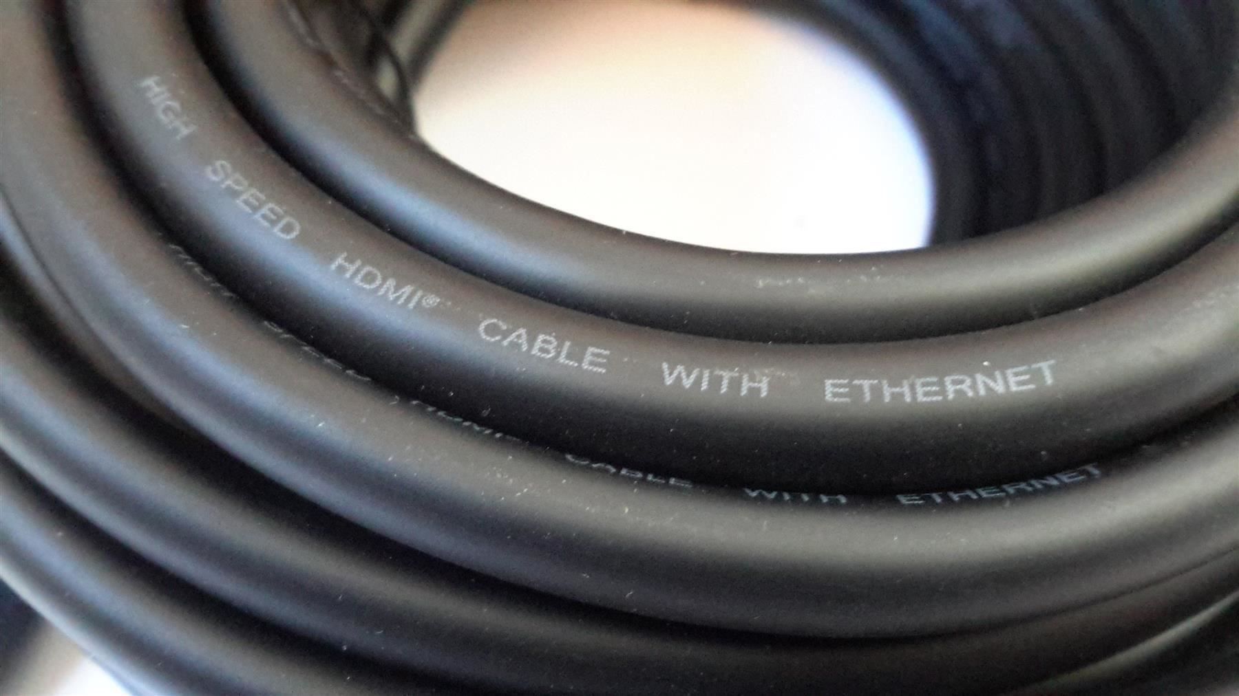 Cavi: Monitor Kabel HDMI, 15 meter – Nuovo e nell'imballaggio originale da St. Gallen venduto da cointec 8