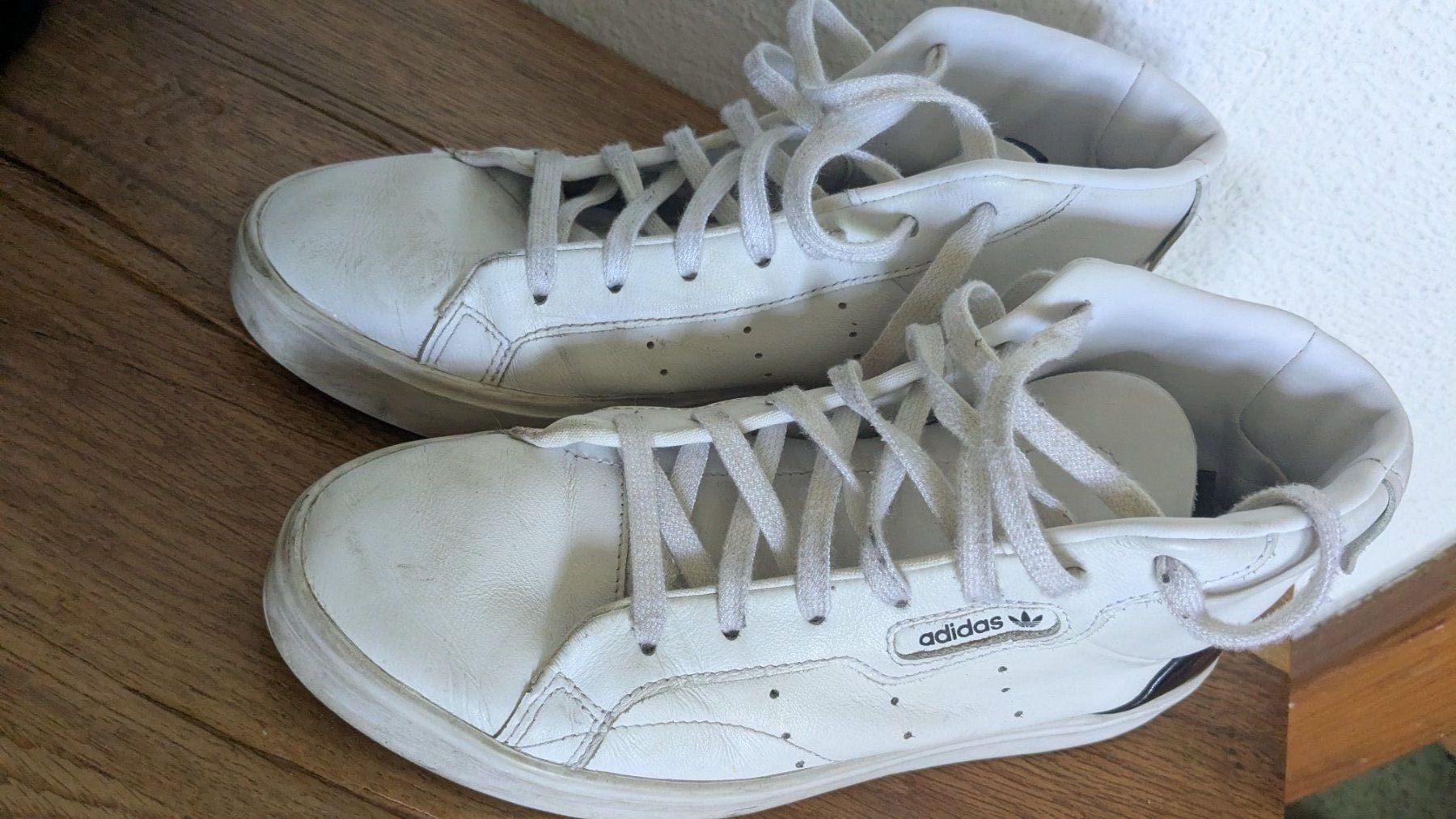 Adidas Scarpe da donna: Adidas Sneakers 38 2/3 – Usato da Zürich venduto da FloraMarie