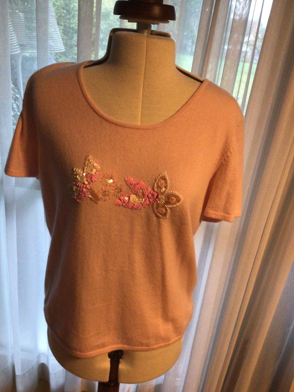 Madeleine Top: 100 % Kaschmir Cashmere Top Madeleine – Usato da Riedikon venduto da Winter21.