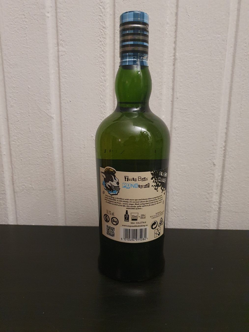 Ardbeg Bevande alcoliche: Ardbeg Ardcore Committee Release 2022 – Nuovo (secondo la descrizione) da Langnau am Albis venduto da jer_pm72 2