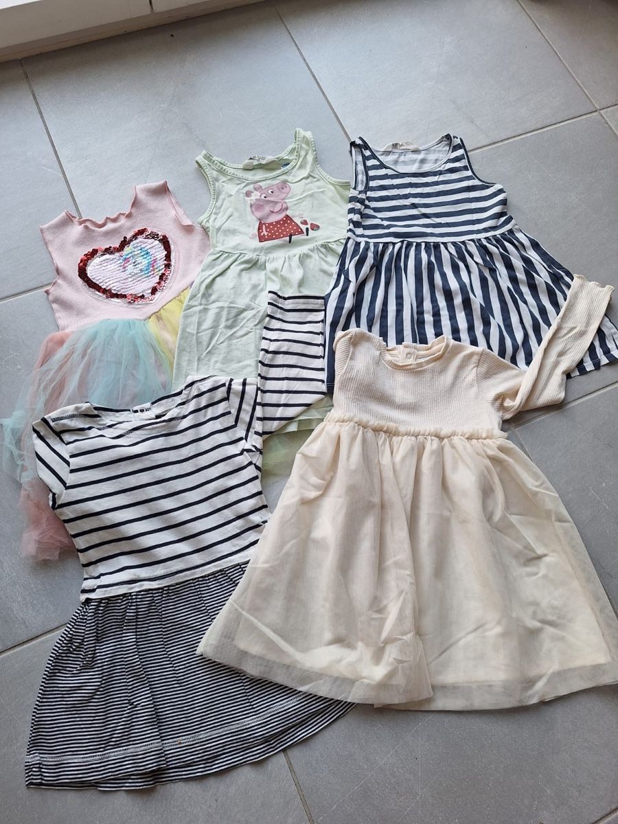 Kleiderpakete & -sets: Kinderkleider Set Grösse 98 – Gebraucht aus Pfäffikon ZH von Salibandy 1