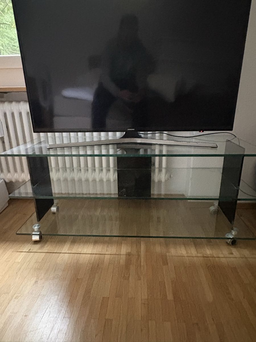 Mobili TV: TV Möbel aus Glass – Usato da Zürich venduto da Liechti0