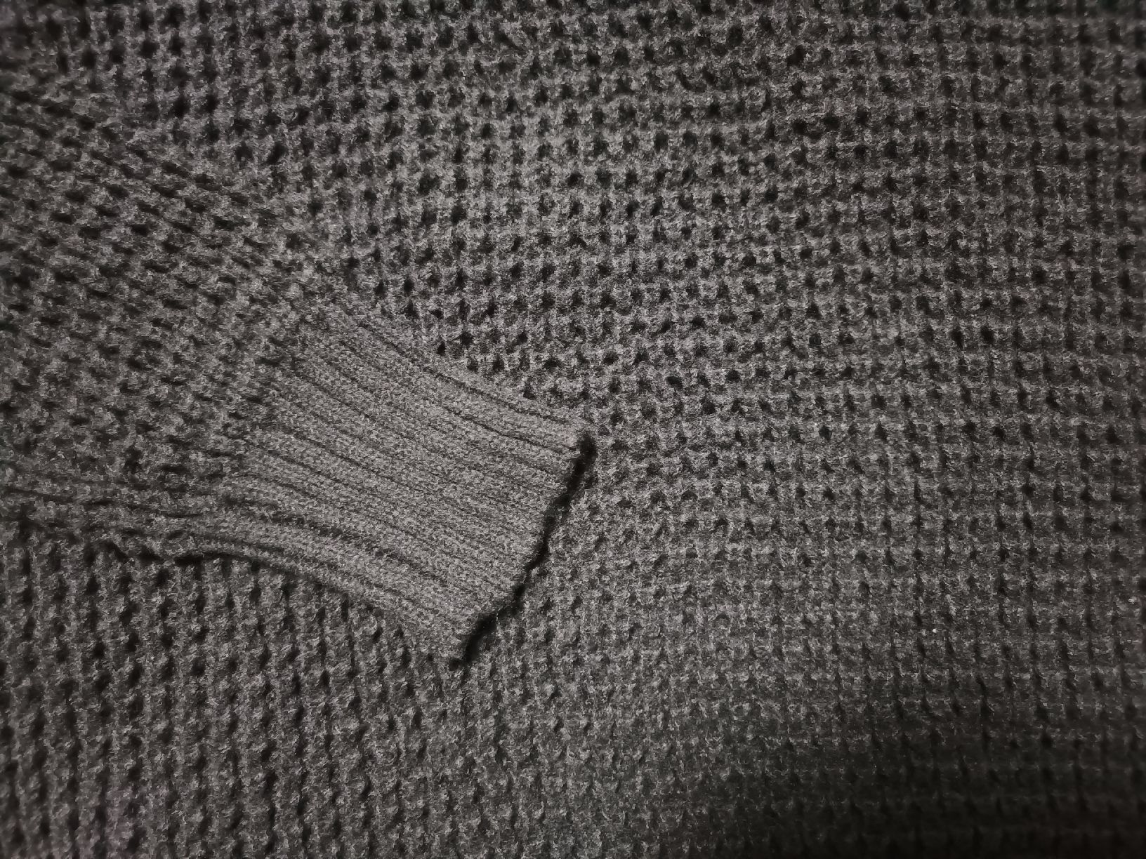 Pullover & Sweatshirts: Neuer Pullover L – Neu (gemäss Beschreibung) aus Bätterkinden von Elefantenzoo 1