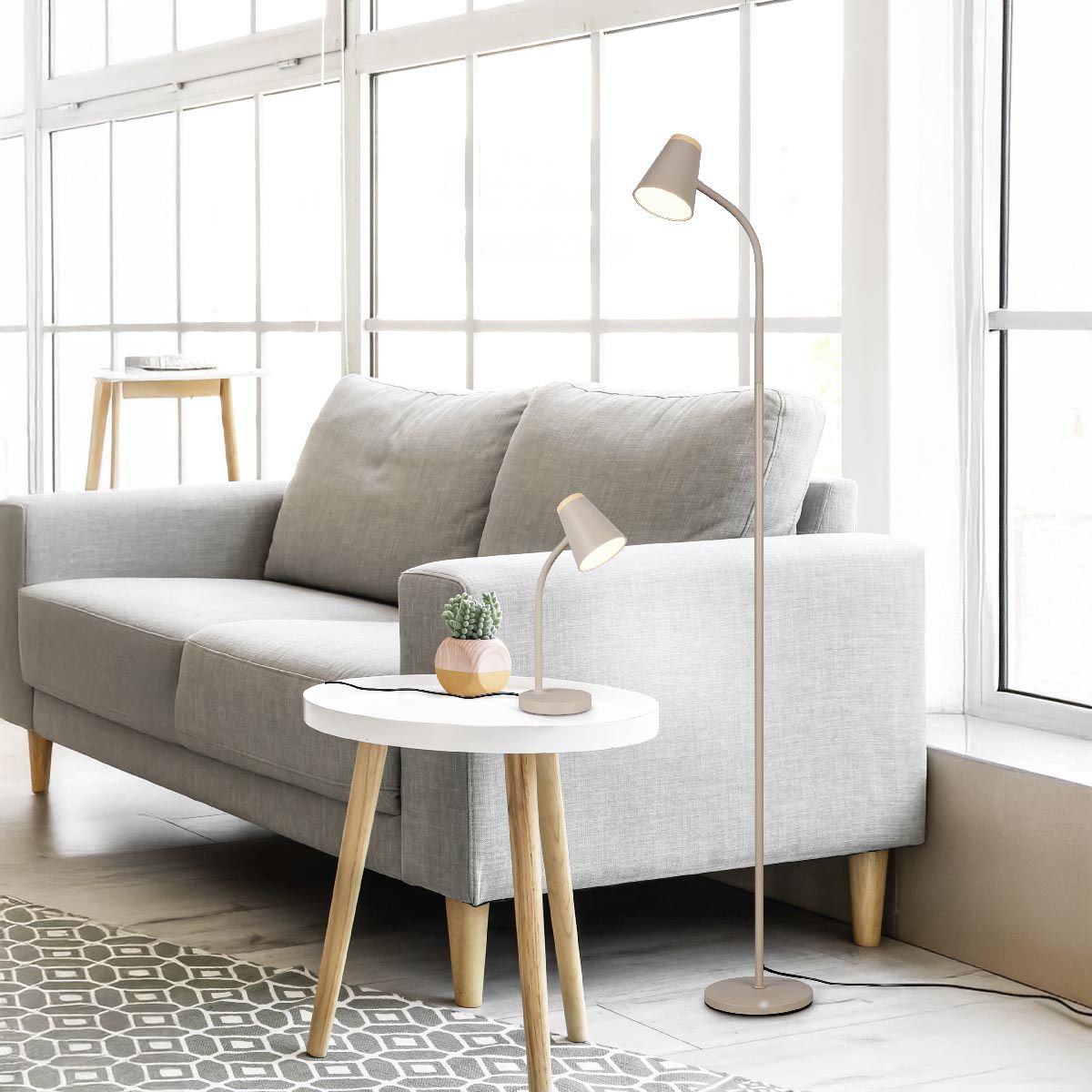Lampade: LED Tischleuchte, Beige, 36 cm Höhe – Nuovo (secondo la descrizione) da Kreuzlingen venduto da Smart-Light 1