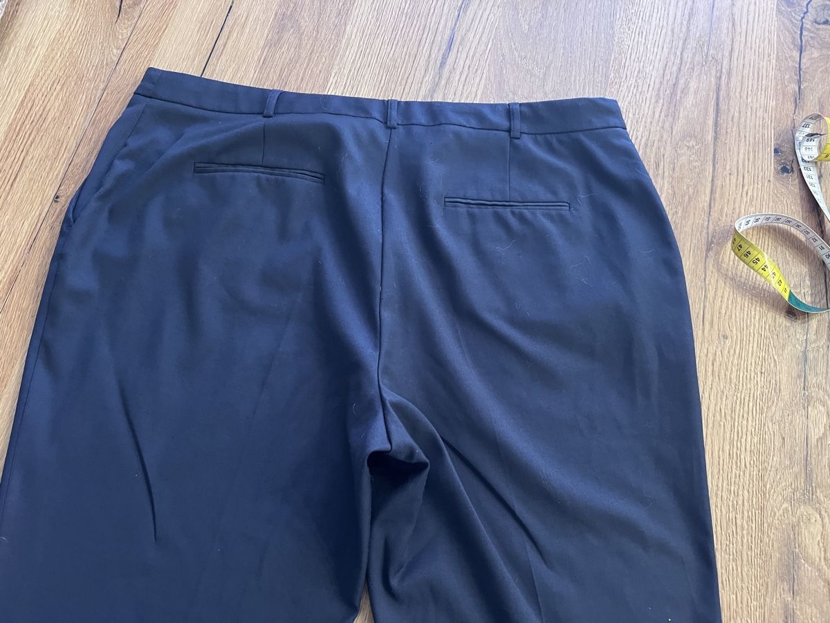 Pantaloni: Bundfaltenhose Gr. 46 – Usato da Wimmis venduto da Luana31 2