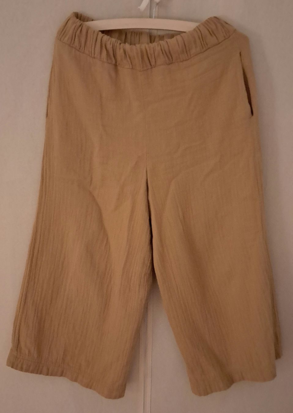 Hosen: Luftige Hose, fair fashio und bio – Gebraucht aus Richterswil von Viorella 1