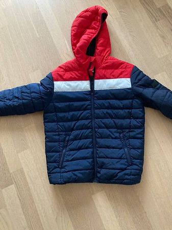 neuwertige Jack and Jones Winterjacke