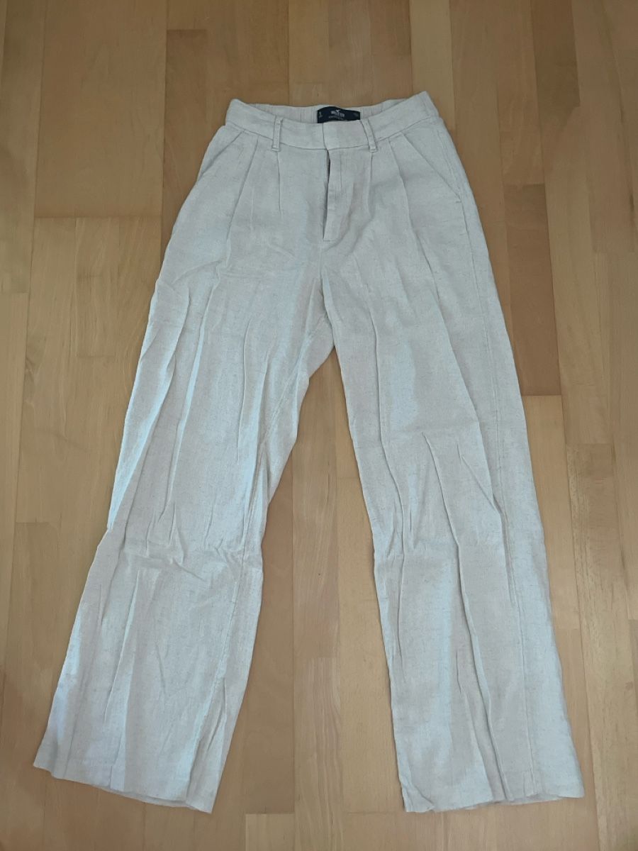 Hollister Hosen: Leinenhose – Neu (gemäss Beschreibung) aus Allschwil von nen_5t8g