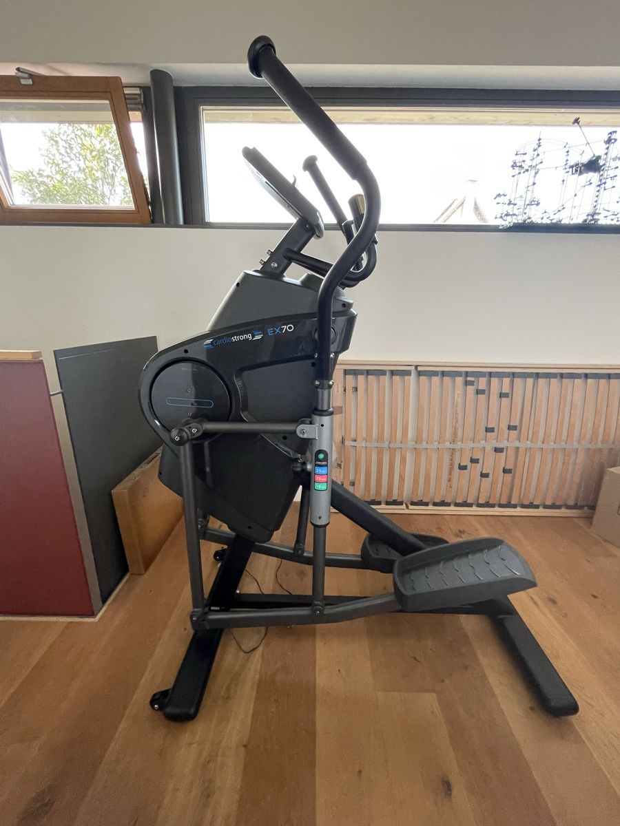 CardioStrong Hometrainer: Cardiostrong Cross-Trainer EX-70 – Usato da Basel venduto da san_bmq6