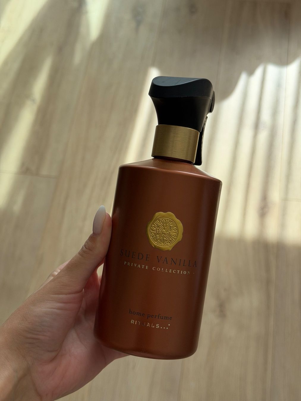 Rituals Spray per ambienti: RITUALS Suede Vanilla Home Parfum 500ml – Usato da Ittigen venduto da zaf_6sy9