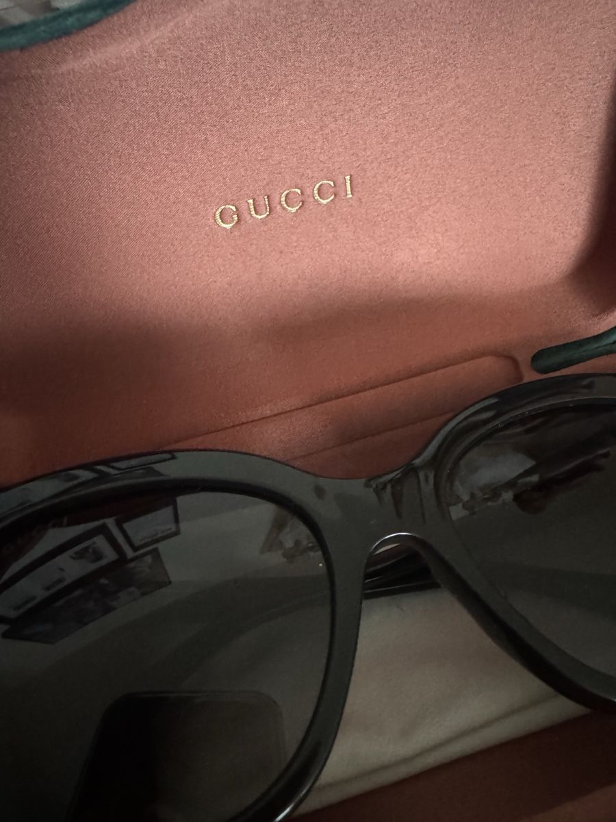 Gucci Brillen & Gläser: Gucci Sunglasses Black Frame Like New Condition – Neu (gemäss Beschreibung) aus Steinhausen von iru_qy79 1