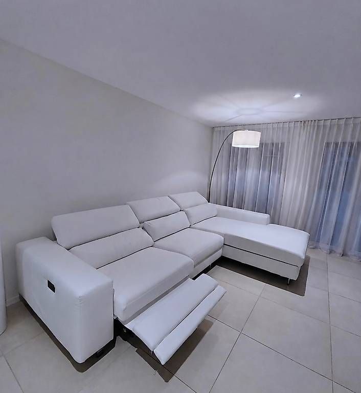 Sofas: Canapé Poltron e Sofa – Neu und originalverpackt aus Yverdon-les-Bains von nik_wb2h 3