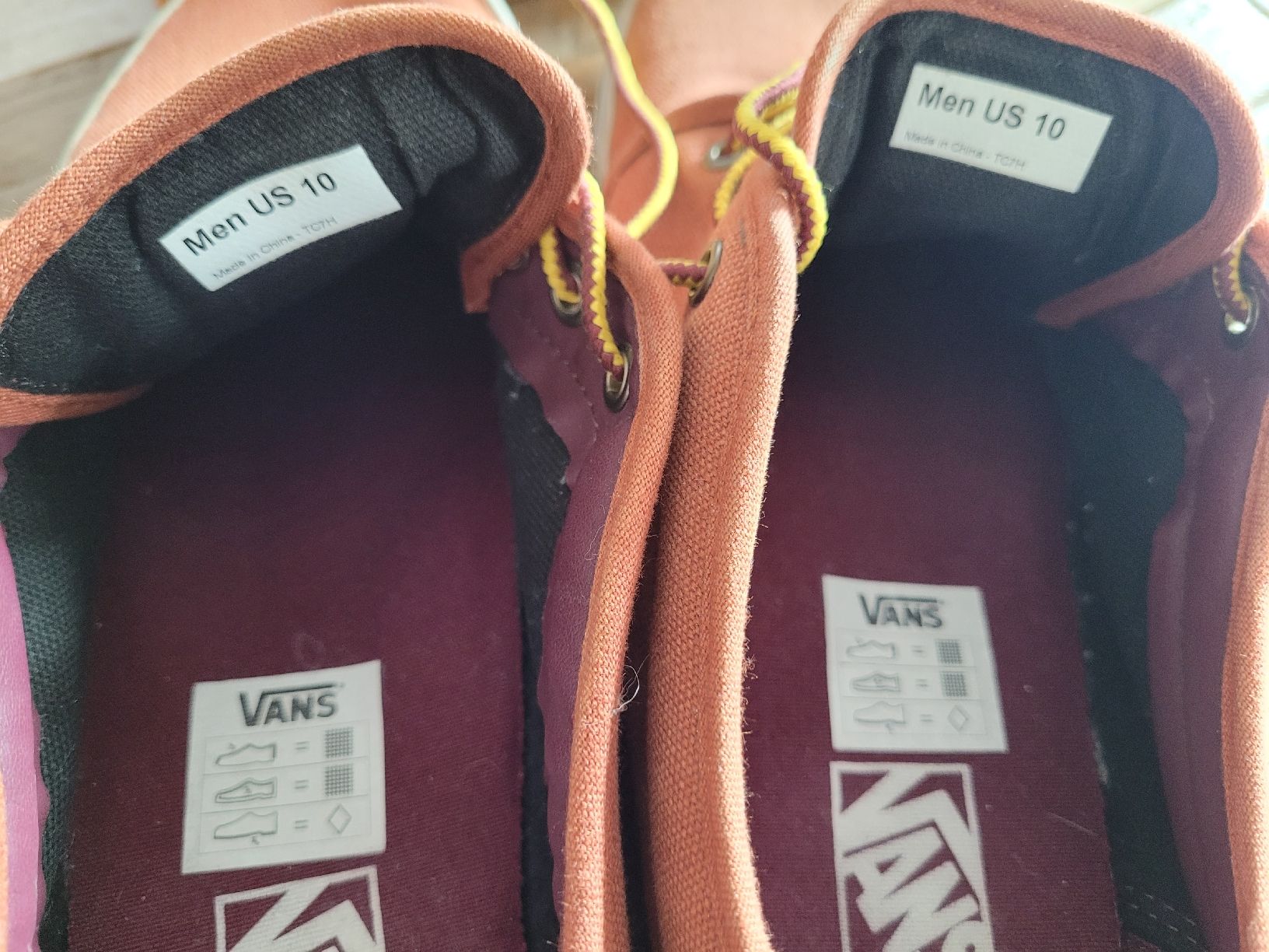 Vans Herrenschuhe: Vans Authentic Sneaker Gr. 43 / US 10 Herbstfarbe – Gebraucht aus Allschwil von nel_cbk8 4