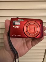Nikon Coolpix S3500, Rot