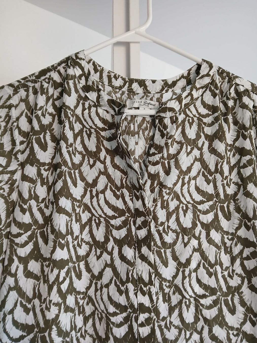 Camicette: Jachs Girlfriend Blouse - Size S - Olive Green Pattern – Usato da Dübendorf venduto da LoRi-2026 1