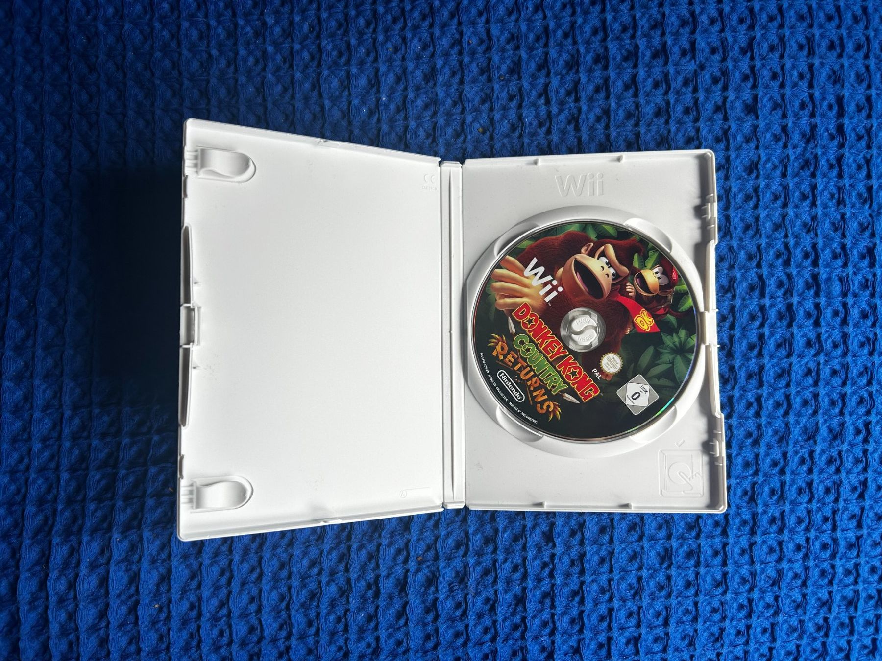 Nintendo Giochi: Donkey Kong Country Returns - Nintendo Wii – Usato da St. Gallen venduto da lis_cd6d 2