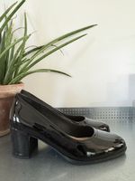 Clarks: Freva55 Court Black Patent