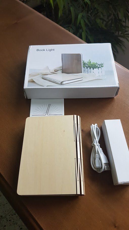 Comodini: LED Ahorn Buch 360°Faltbar Magnet USB – Nuovo e nell'imballaggio originale da Arth venduto da LED-Welt