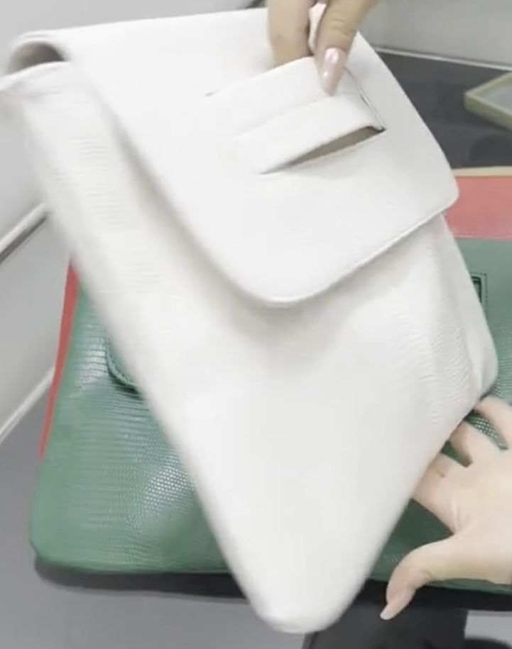Borse da donna: Edle hingucker Handtasche, weiss 37x25cm – Nuovo e nell'imballaggio originale da Winkel venduto da ferrari2022 1