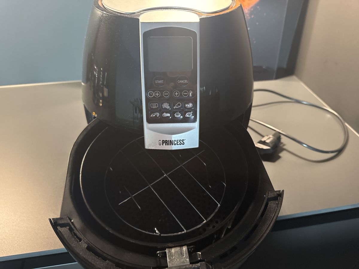 Elettrodomestici da cucina: Princess Air Fryer – Usato da Glattfelden venduto da nor_77vq 1