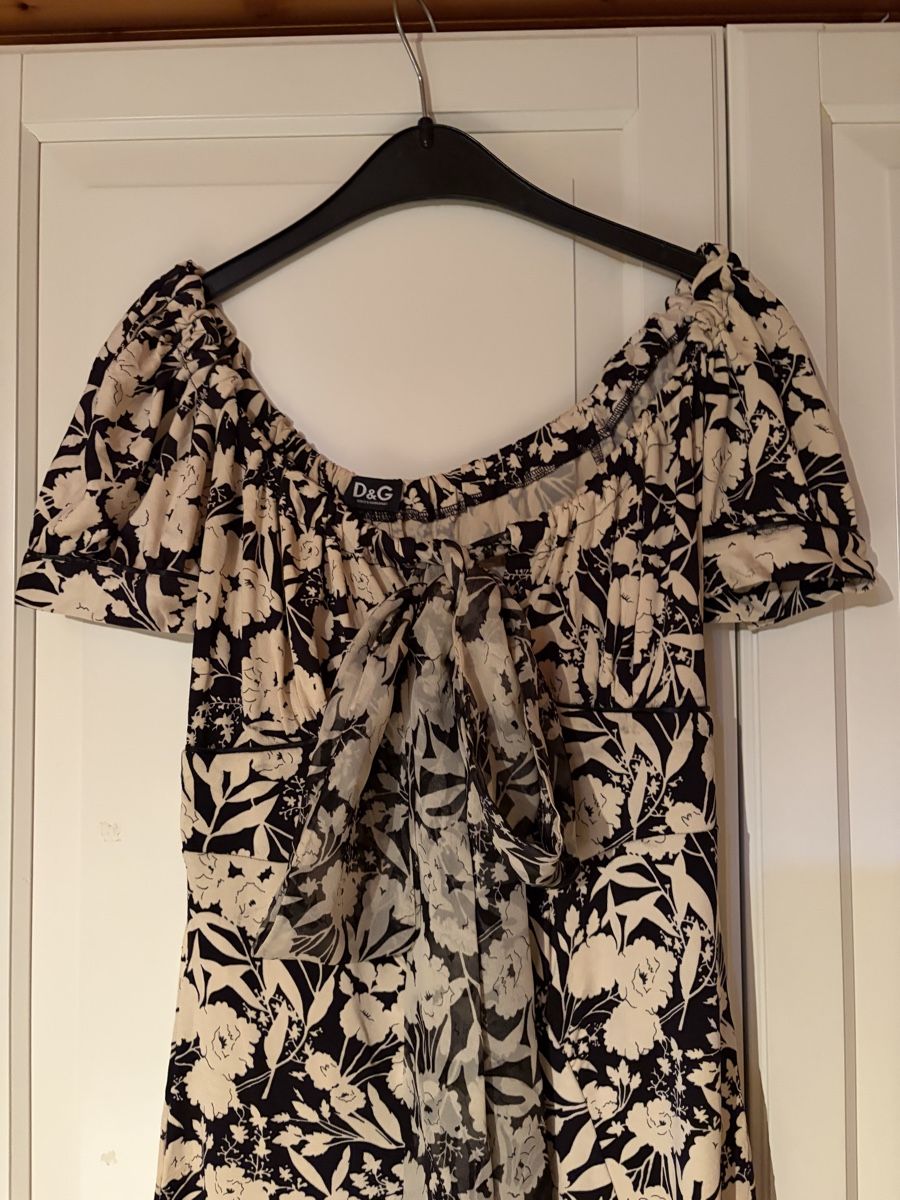 Dolce & Gabbana Kleider: D&G Floral Mini Dress – Gebraucht aus St.Josefen von lop_lh8d 3