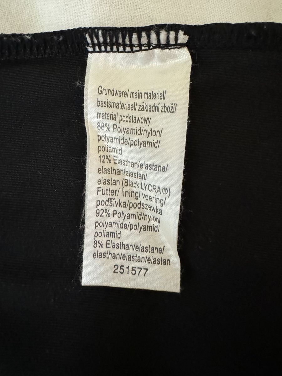Tchibo Tops: Sport Top schwarz – Neu (gemäss Beschreibung) aus Zürich von ThaliaL 9
