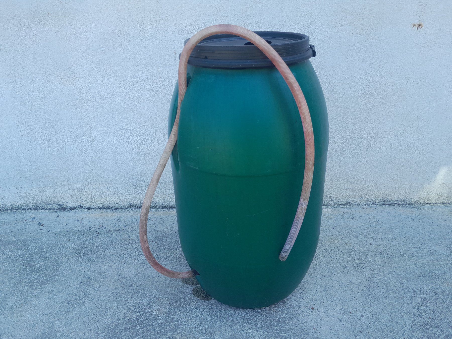 Bewässern & Giessen: Gartenfass 220 Liter – Gebraucht aus Zürich von raphahello 6