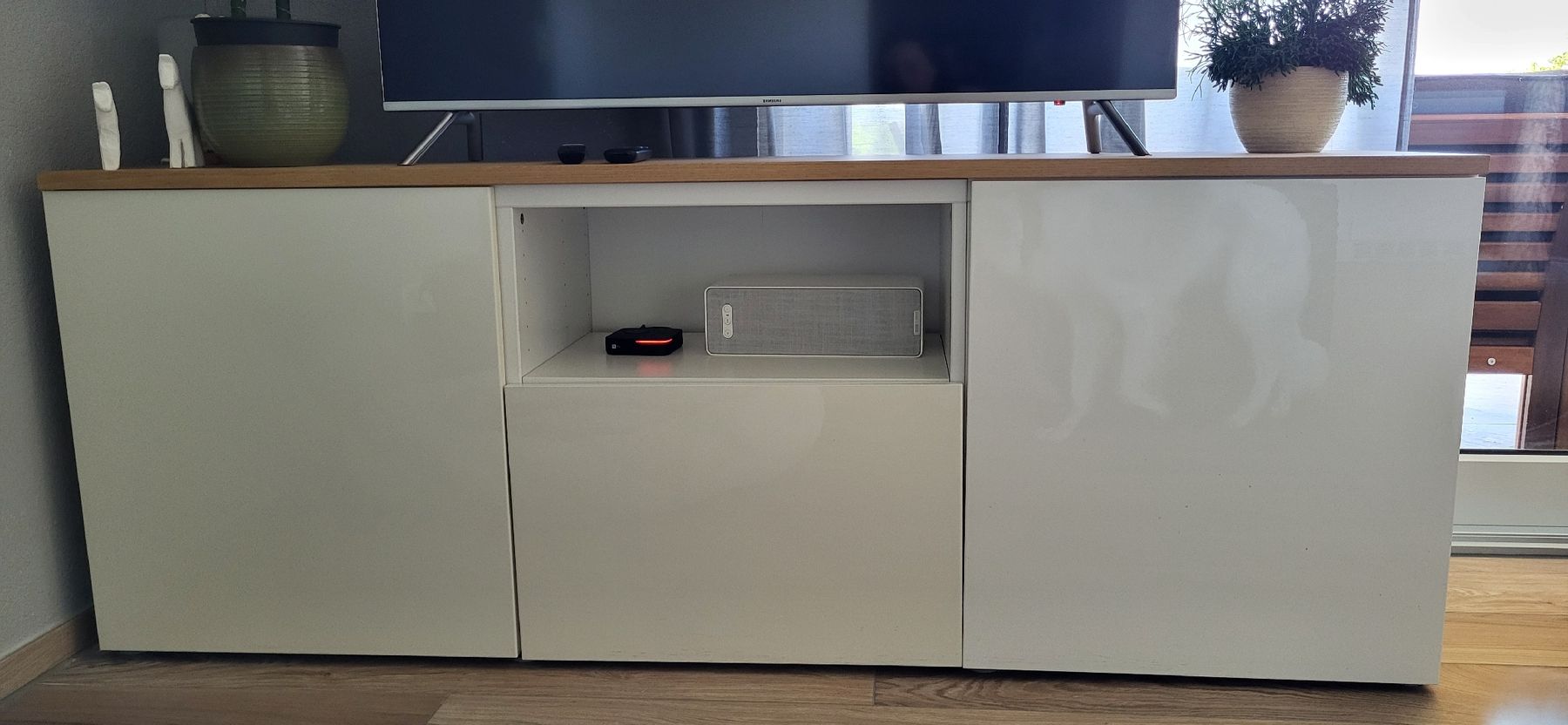 Ikea Cassettiere: Besta Kommode 180x64 – Usato da Biberstein venduto da merlin_111