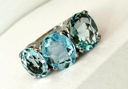 Weiss-Gold-Ring 750 mit AQUAMARIN traumhaft schönes blau