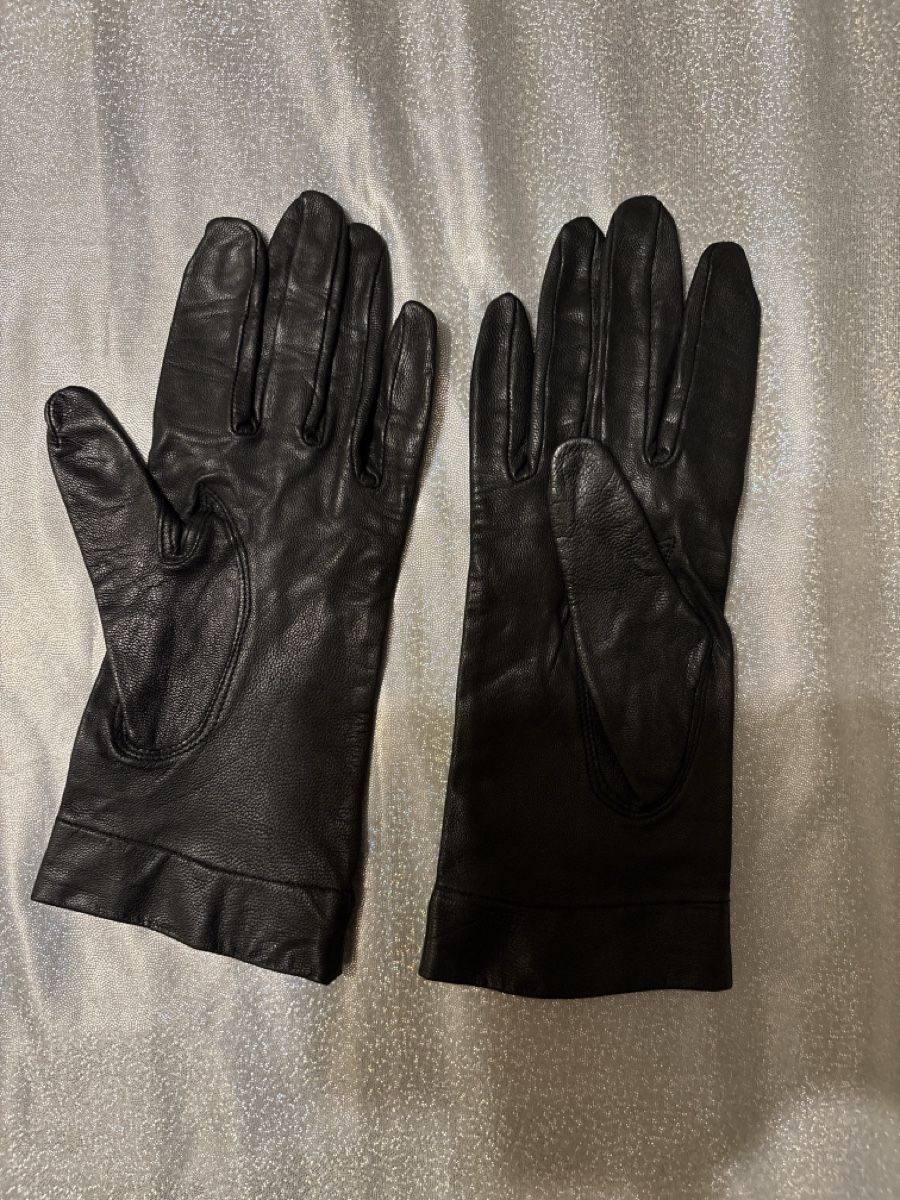 H&M Guanti & manicotti: Handschuhe Leder schwarz Grösse L neu – Nuovo (secondo la descrizione) da St. Gallen venduto da moo_q6pg 1