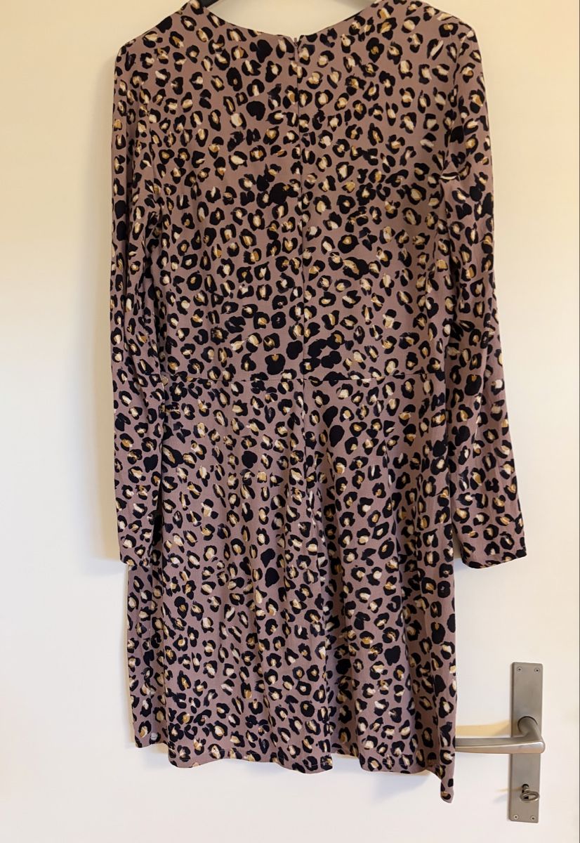 Vestiti: Kleid Leoprint – Usato da Muri b. Bern venduto da waterlily2016 2