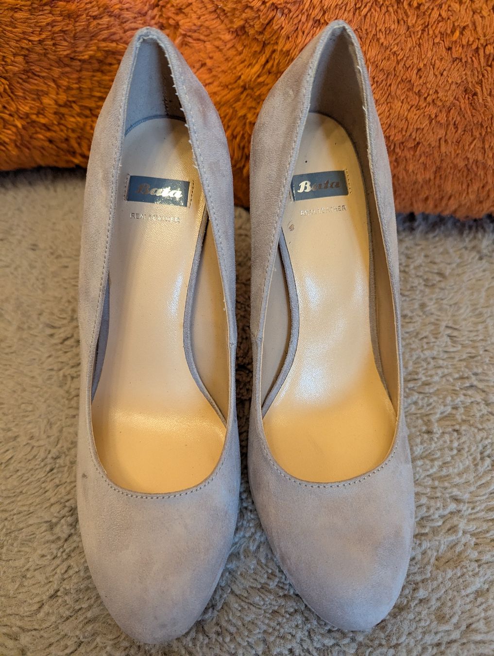 Chaussures femmes: escarpins bata 37 – D'occasion à Montreux par dem_gyt9 4