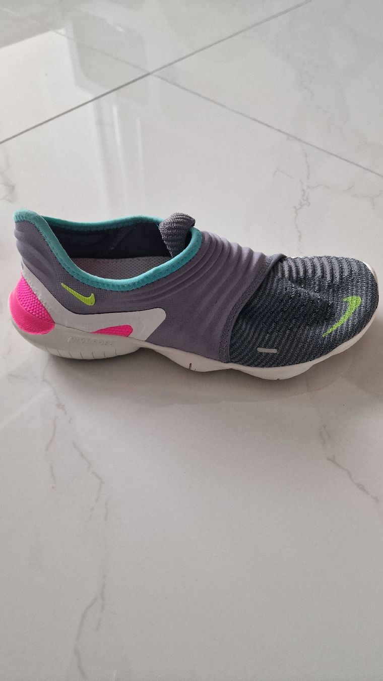 Nike Scarpe da donna: Nike Free Run Flyknit 3.0 – Usato da Montreux venduto da Daisyy01 4