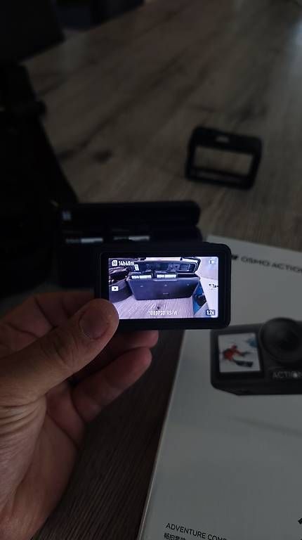 Action Cam: DJI Osmo Action 5 Pro "Adventure Combo" – Usato da Amriswil venduto da ram_w5sb 4