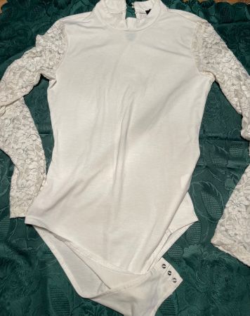 Body di cotone con pizzo-golla alta-S/M